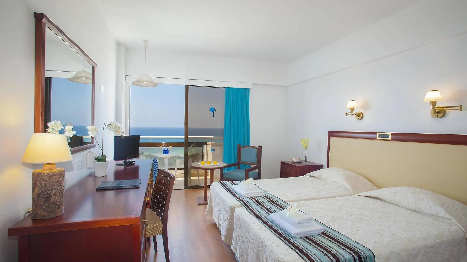 איה נאפה Florida Hotel 4*, איה נאפה