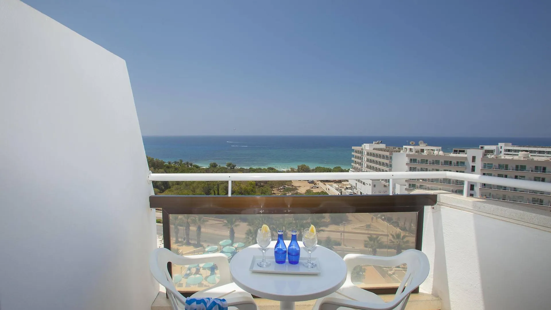 איה נאפה Florida Hotel