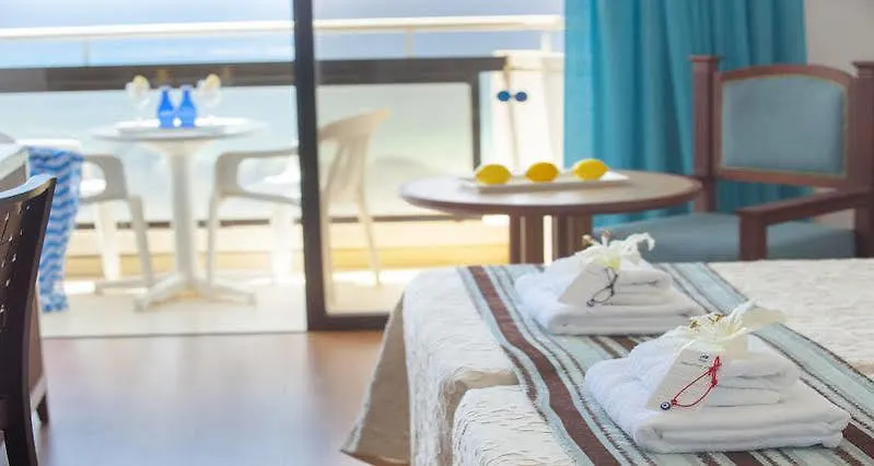 איה נאפה Florida Hotel 4*, איה נאפה קפריסין